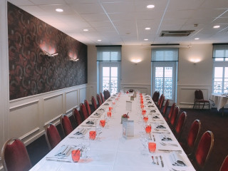 salon-banquet-263071