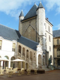 palais-medieval-82245-133162