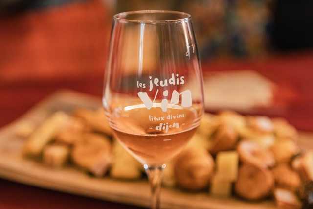 destinationdijon-jeudis-vin-vargas-photo-4394-1200px-237145